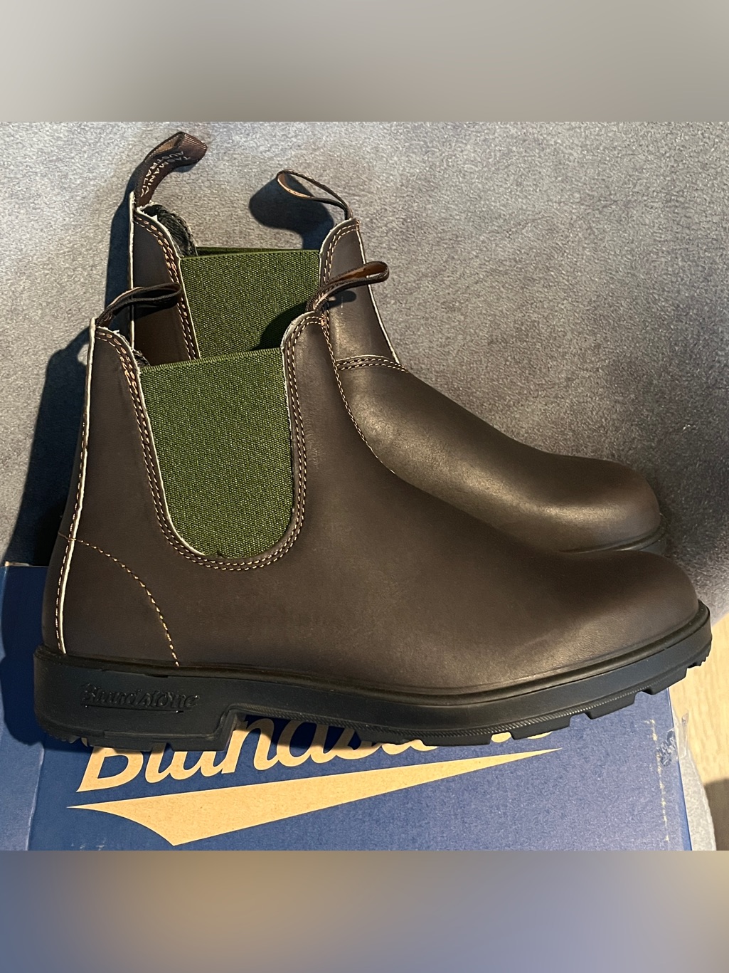 Blundstone Menâs Chelsea Boots 519 Brown Olive Size 10 Us